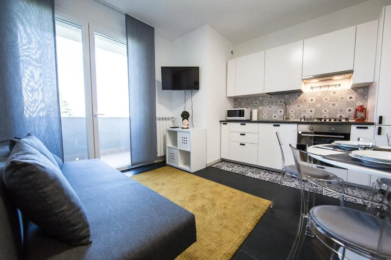 Il Puccino - Modern Apartment Lucca Italy