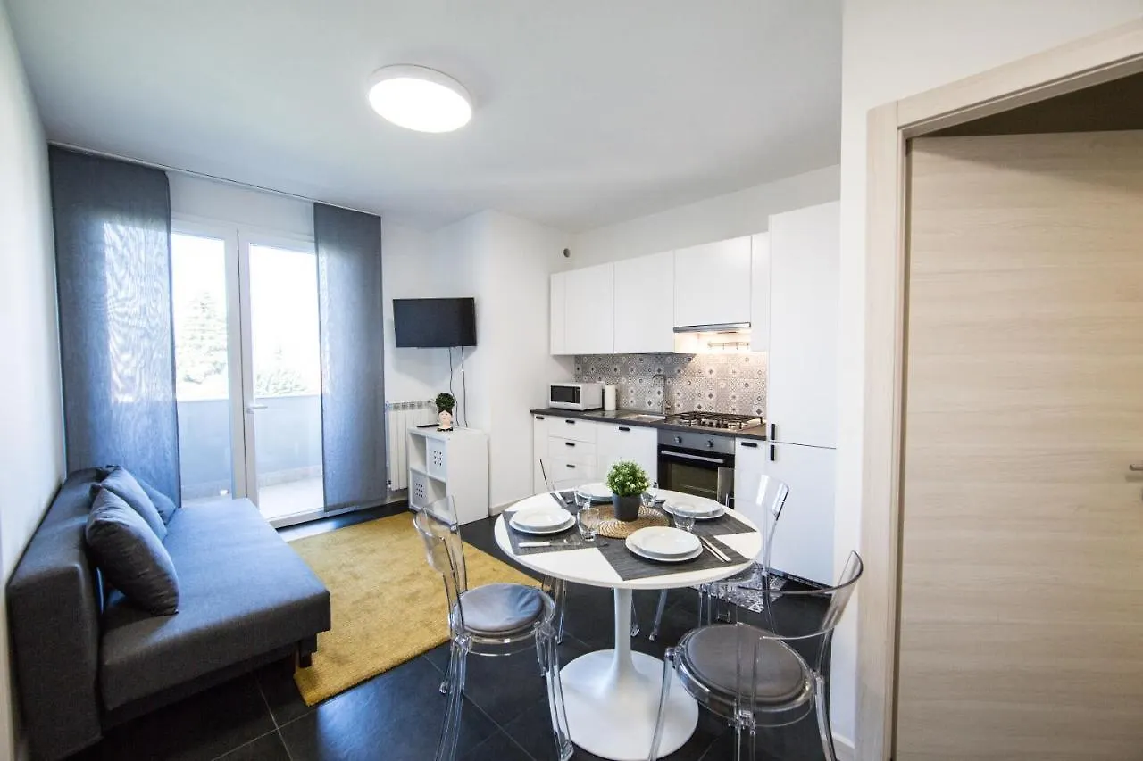 Il Puccino - Modern Apartment Lucca 0*,  Italy